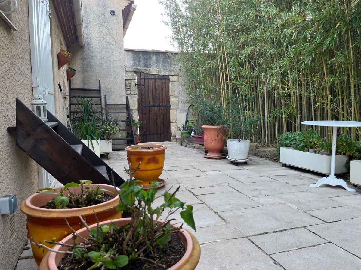 Villa Les Iris Sernhac Exterior photo